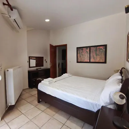 Restful House In Апартаменты Патра