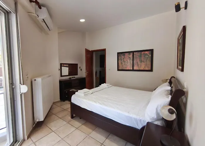 Restful House In Apartamento Patras